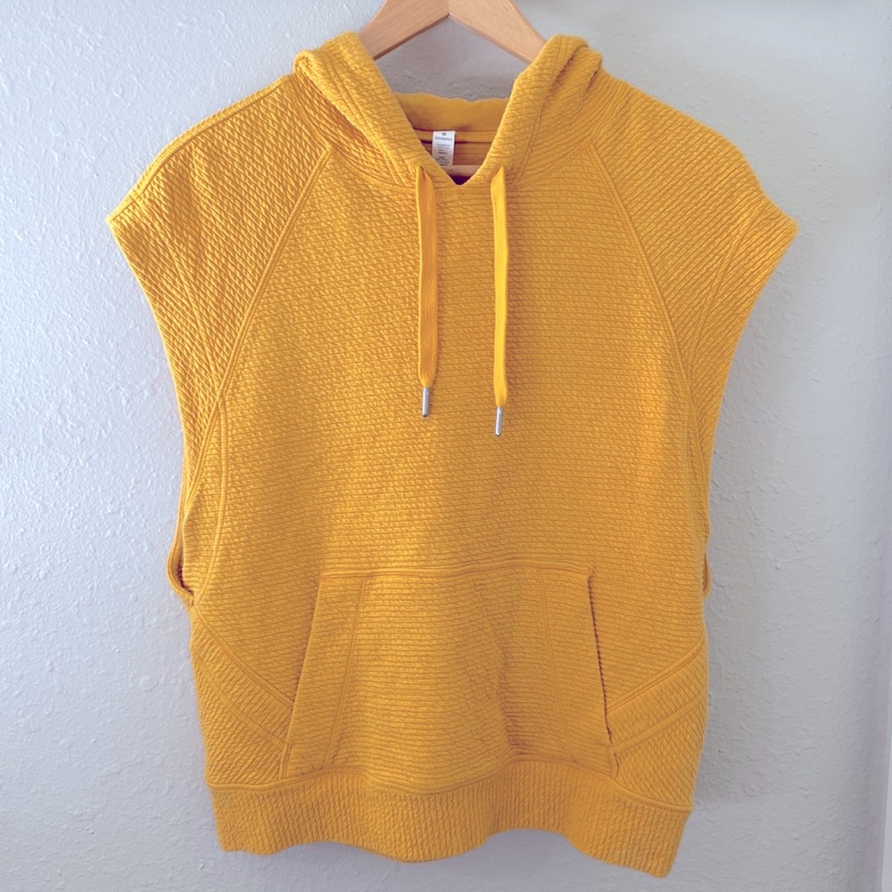 Lululemon sleeveless hoodie